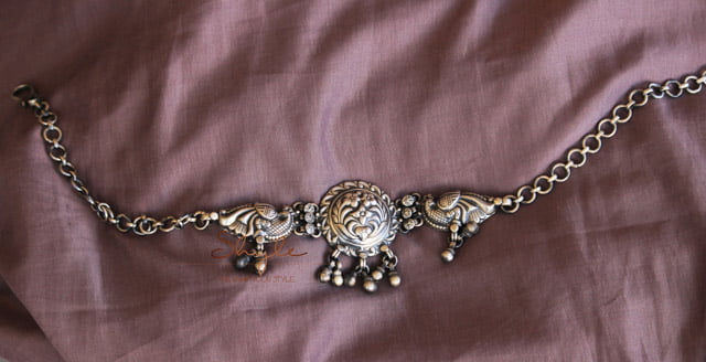 Mizoya Flora Motif Dual Peacock Ghughri Choker