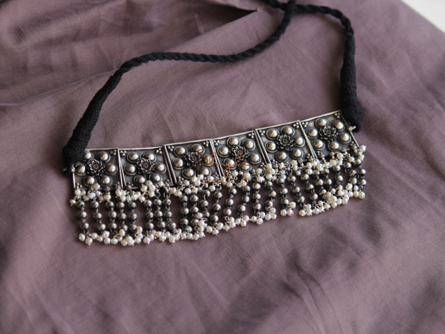 Tattva Flower Detailed Ball Layer Choker