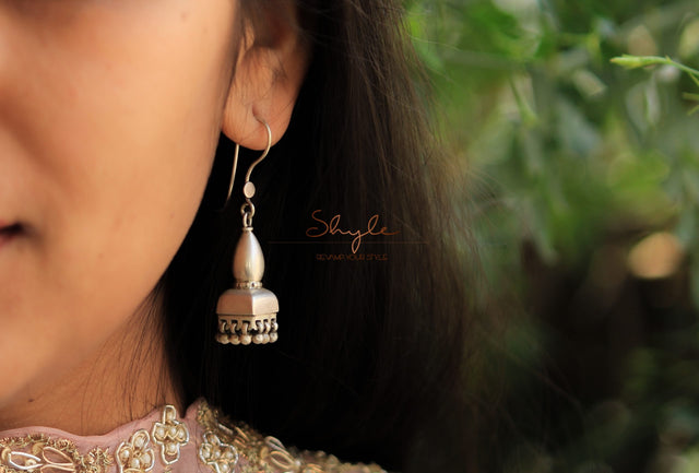 Moh Boond Versatile Jhumki model