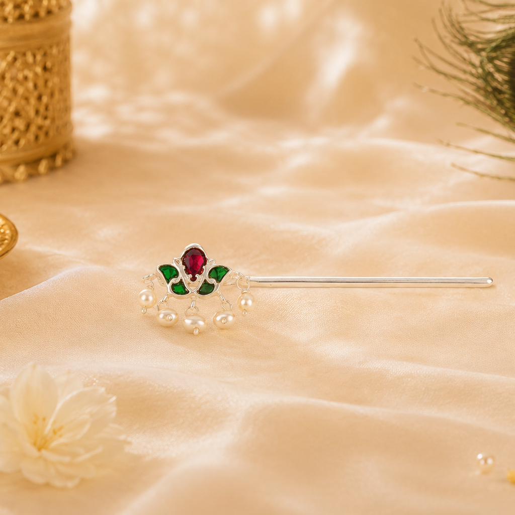 Laddu Gopal Ji Kundan Flora Pearl Drop Murli