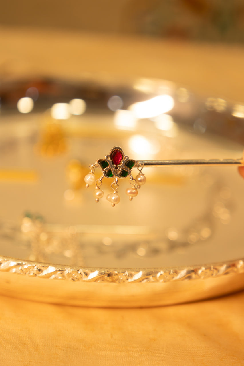 Laddu Gopal Ji Kundan Flora Pearl Drop Murli