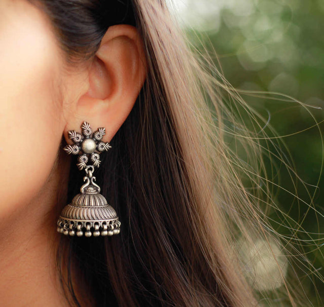 Mizoya Classic Embossed Jhumka