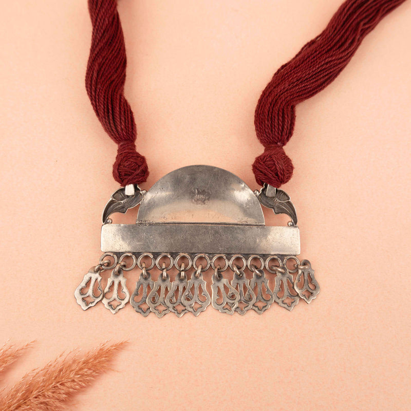 Mizoya Vintage Detailed Carved Drop Dori Necklace