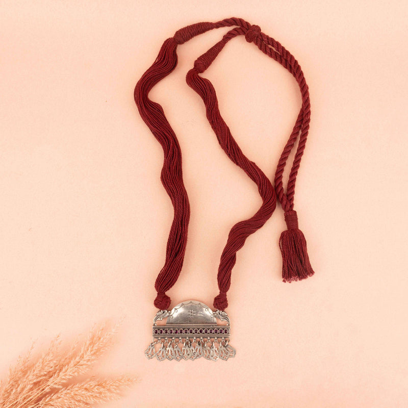 Mizoya Vintage Detailed Carved Drop Dori Necklace
