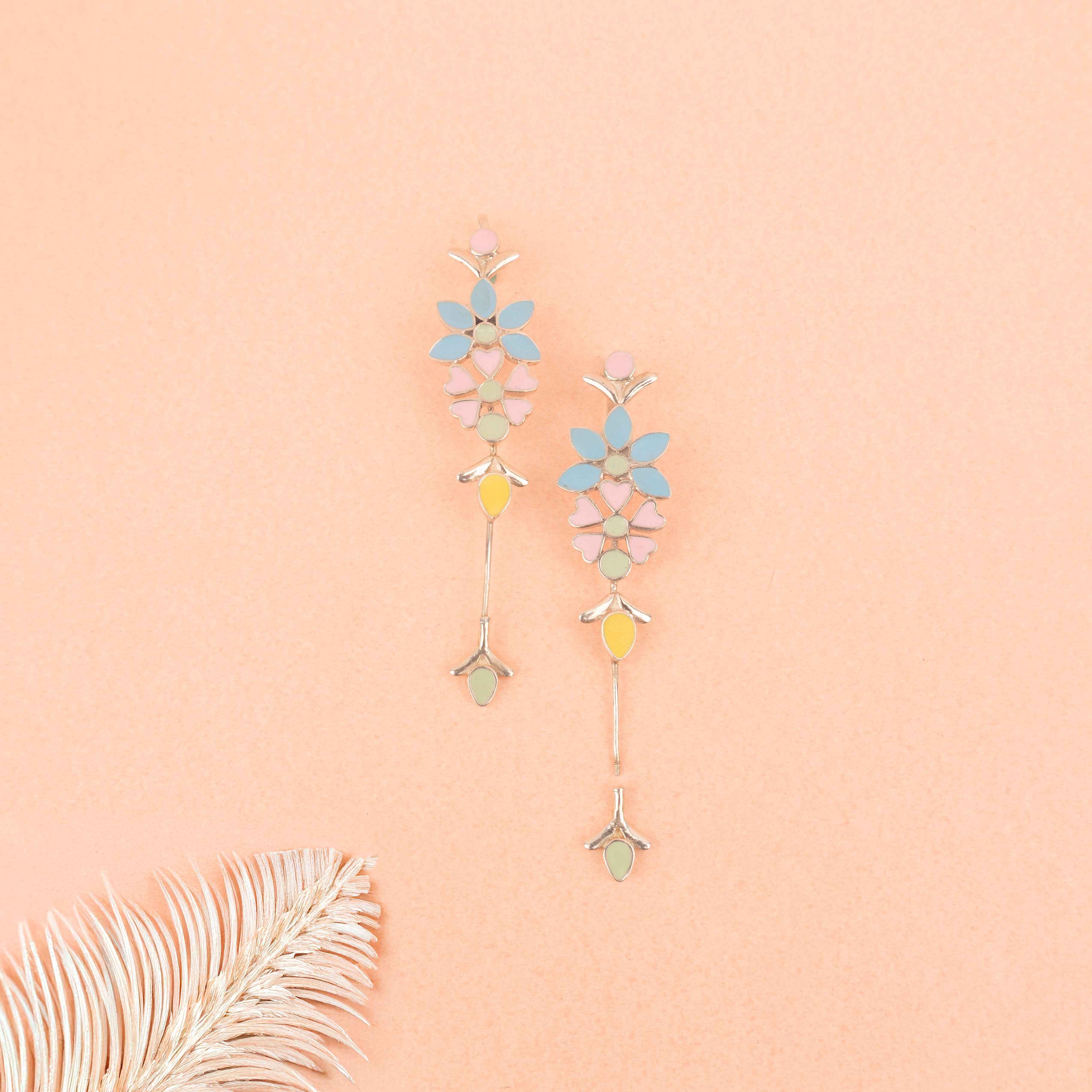 Mizoya Blossom Trail Enamel Earcuff