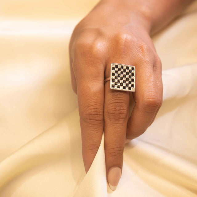 Mizoya Classic Chessboard Ring