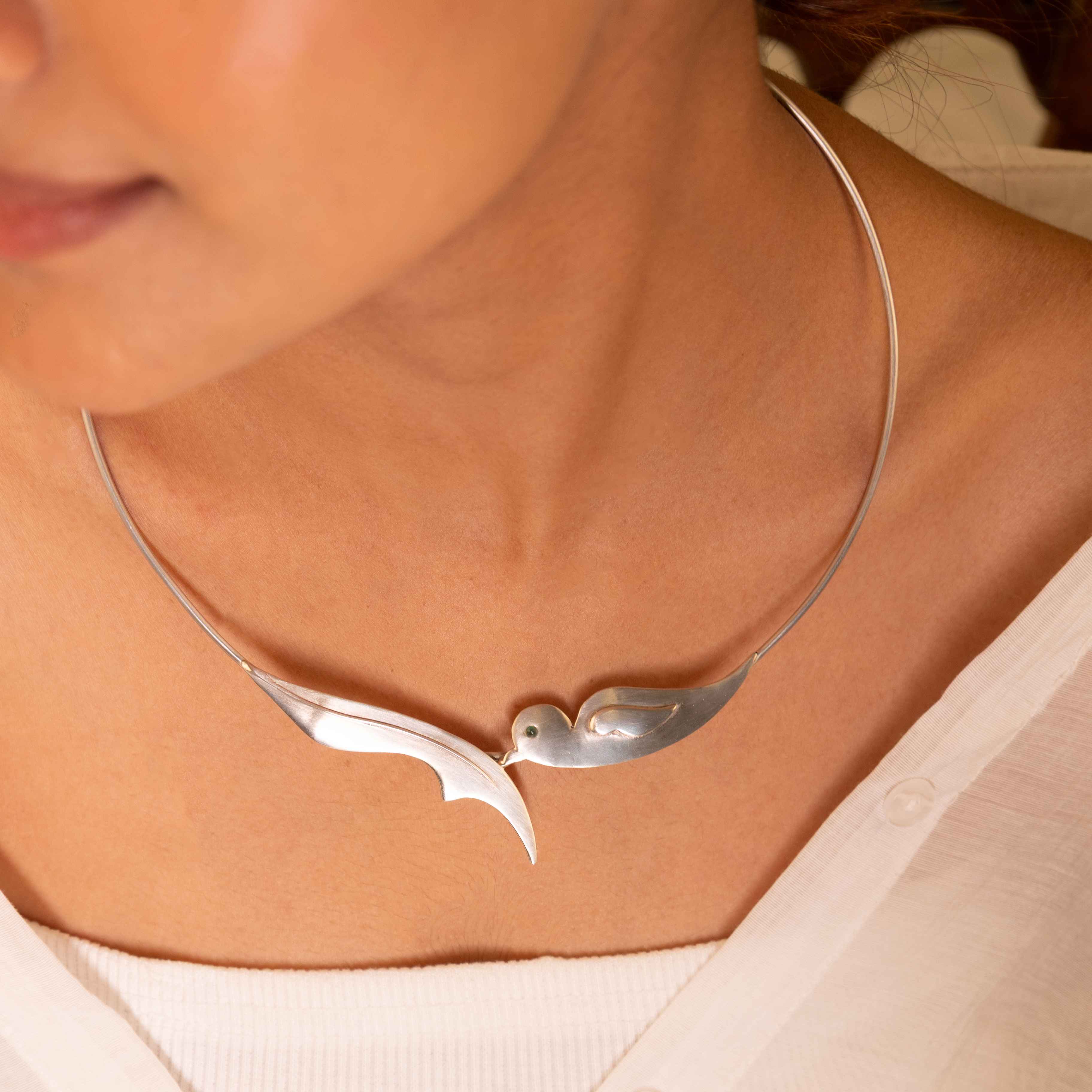 Mizoya Fine Dove Necklace Set