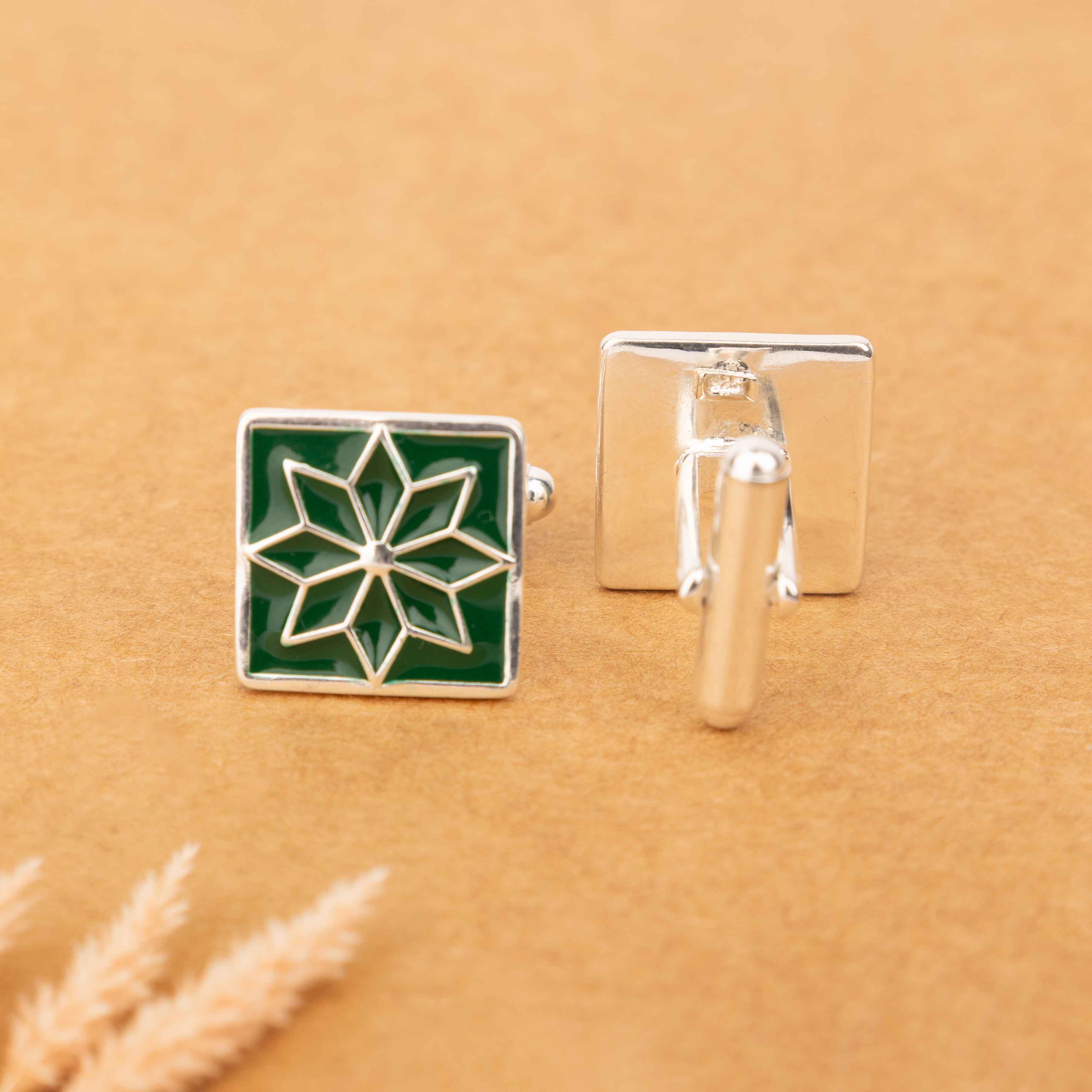 Mizoya Heritage Green Floral Cufflinks