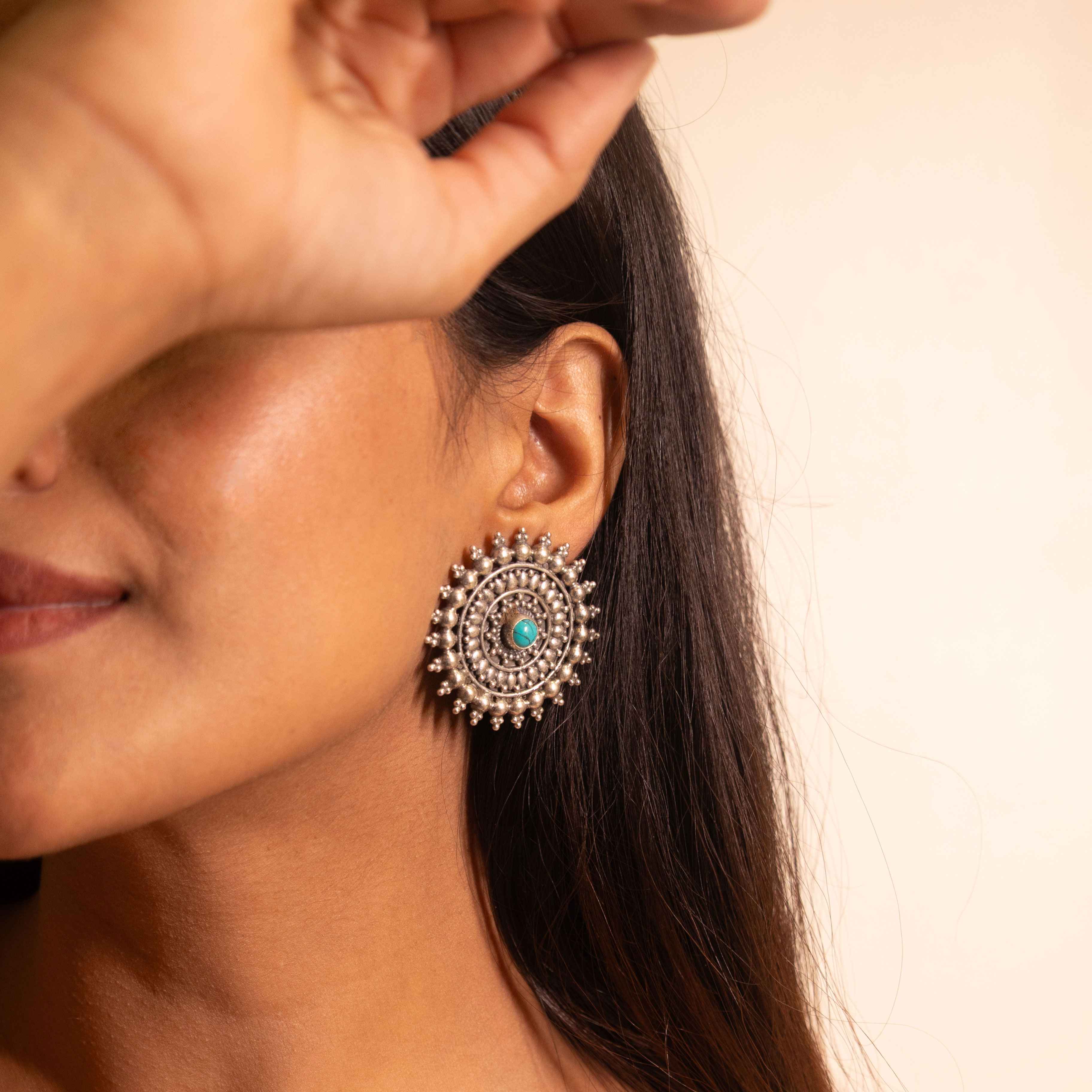 Mizoya Intricate Turquoise Classic Stud Earring