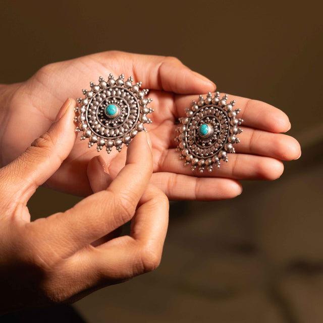 Mizoya Intricate Turquoise Classic Stud Earring