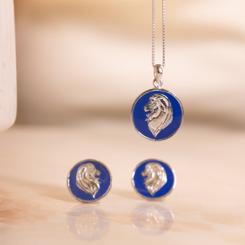 Mizoya Lion Crest Necklace Set