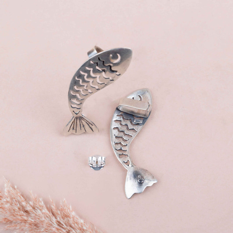 Mizoya Matsya Auspicious Timeless Earcuff