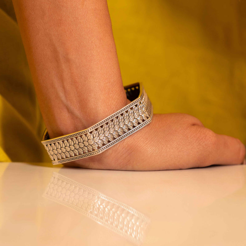 Mizoya Patti Jaal Bangle