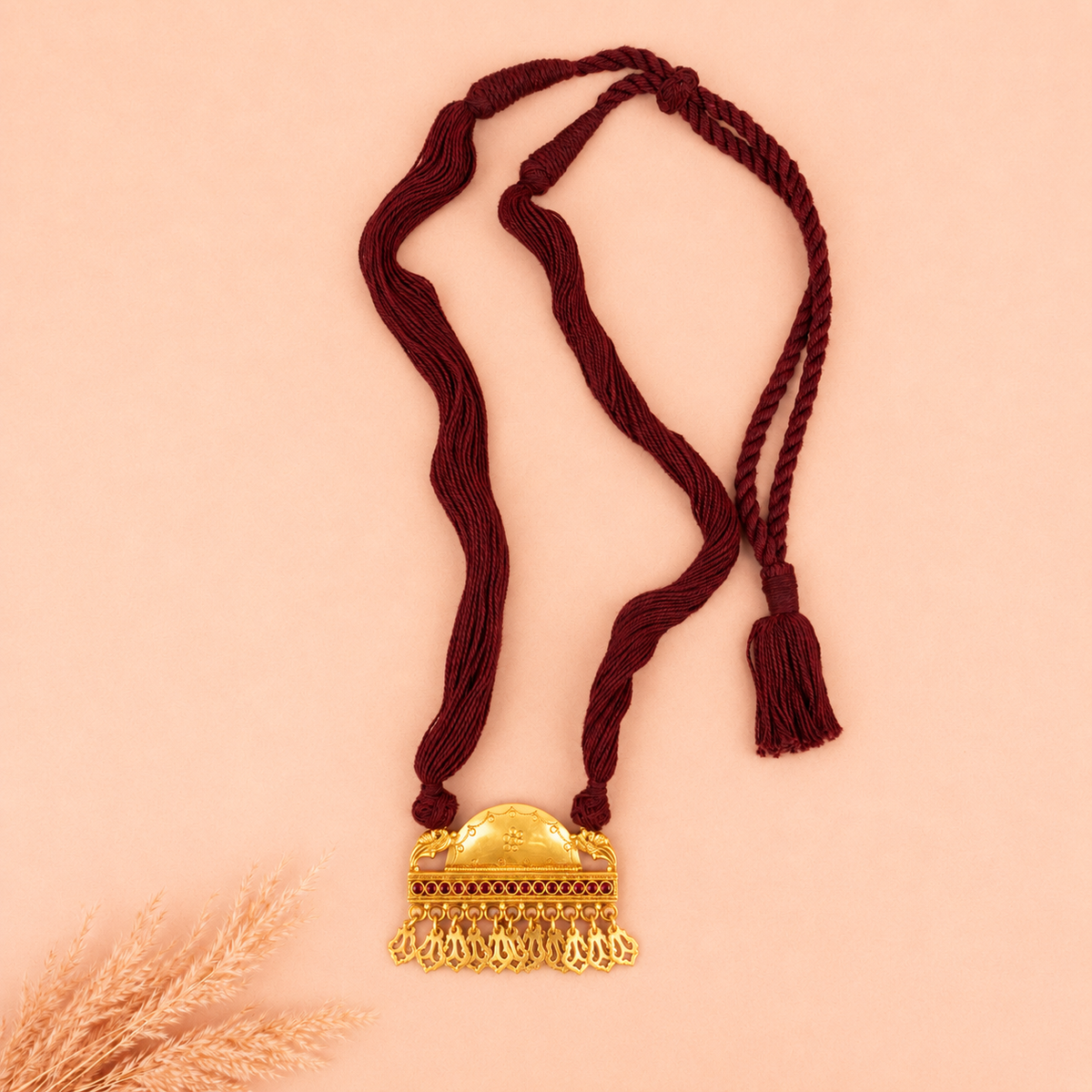 Mizoya Vintage Detailed Carved Drop Dori Necklace