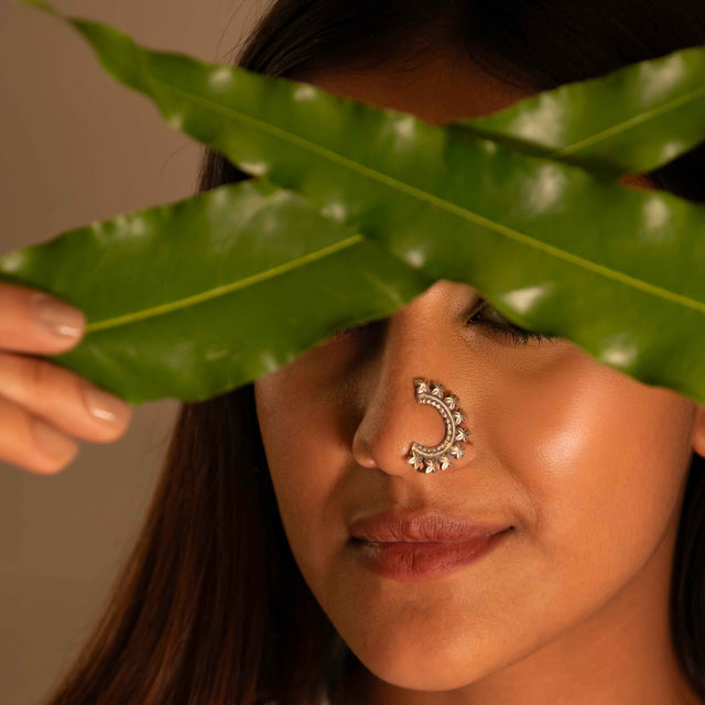 Mizoya Vintage Inspired Classic Non Pierced Nose Clip on