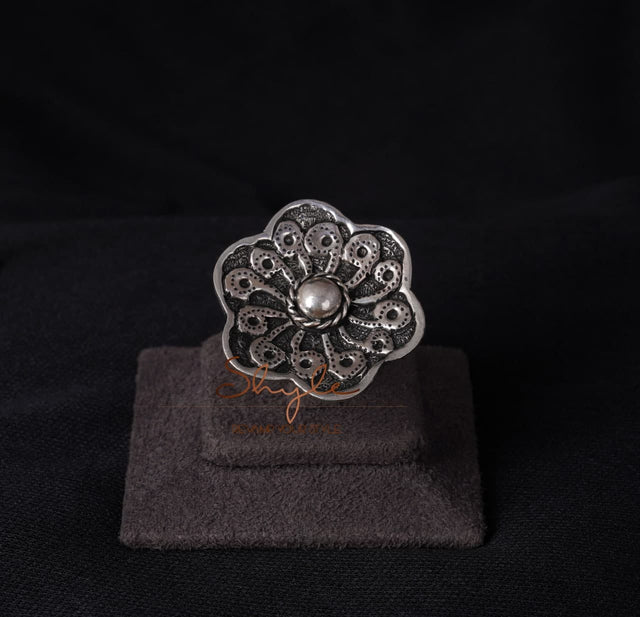 Moh Chitai Art Flower Ring