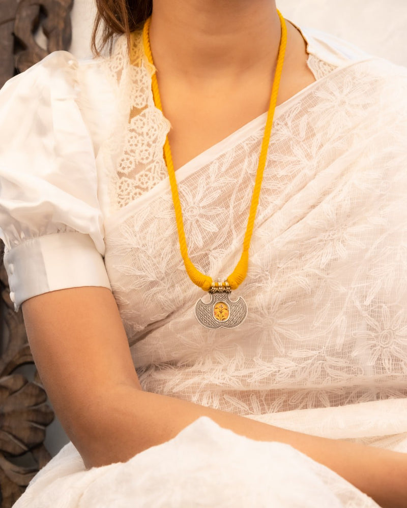 Moh Flora Handpainted Intricate Dori Necklace