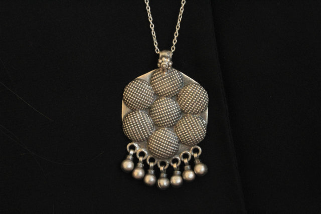 Moh Flower Daana Work Pendant