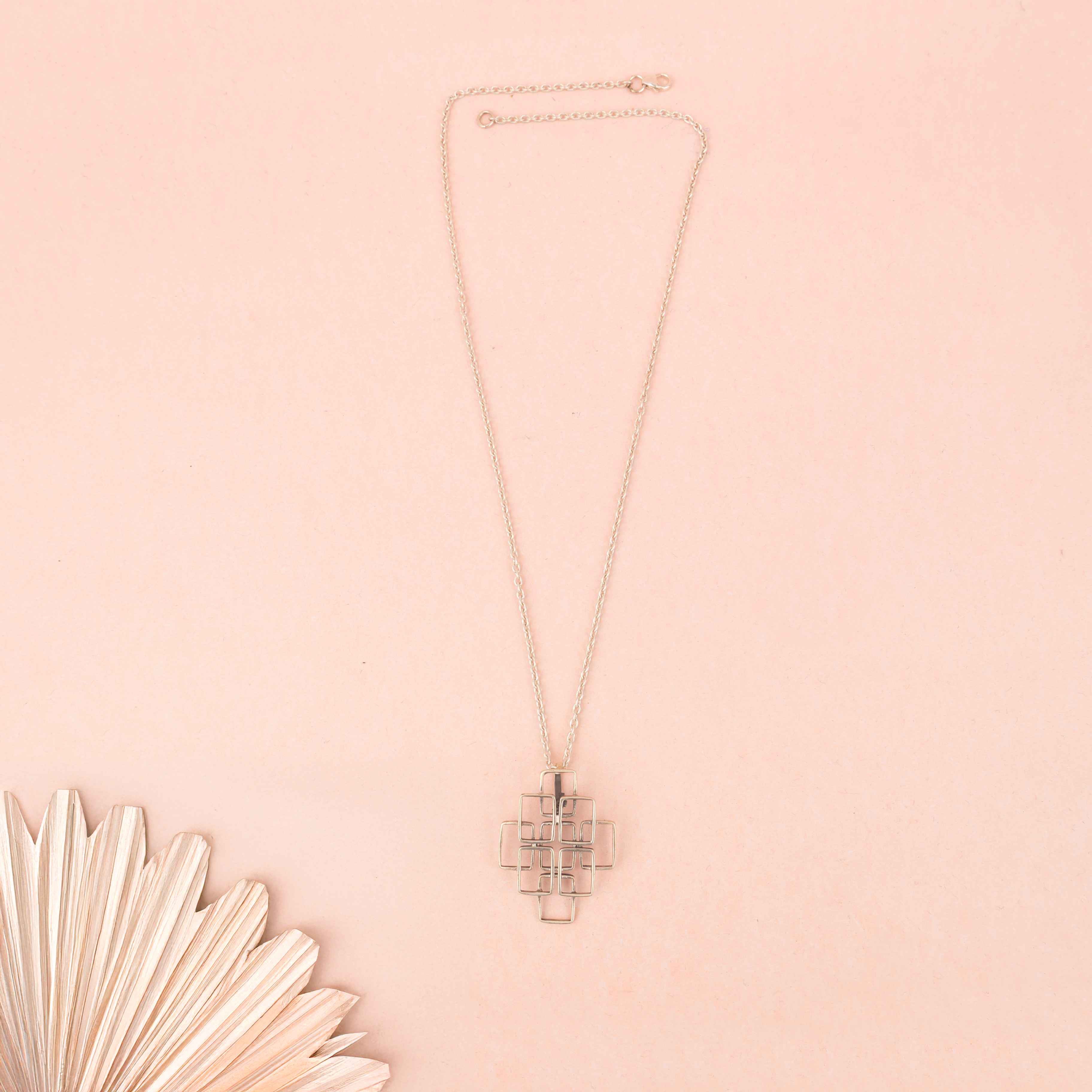 Moh Geometric Sequence Necklace