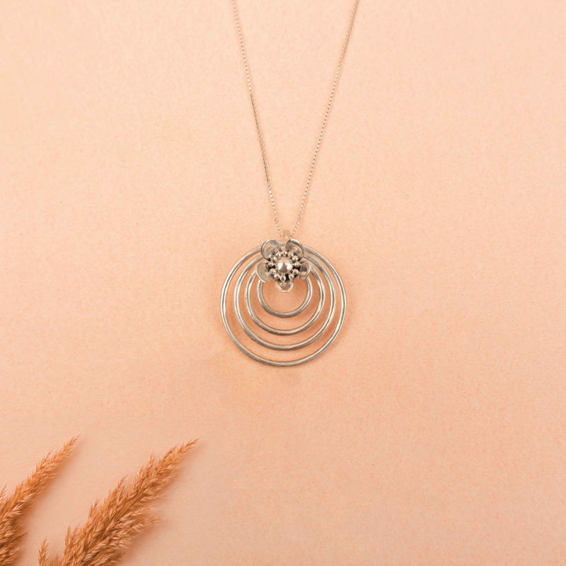 Moh Concentric Flower Embossed Necklace