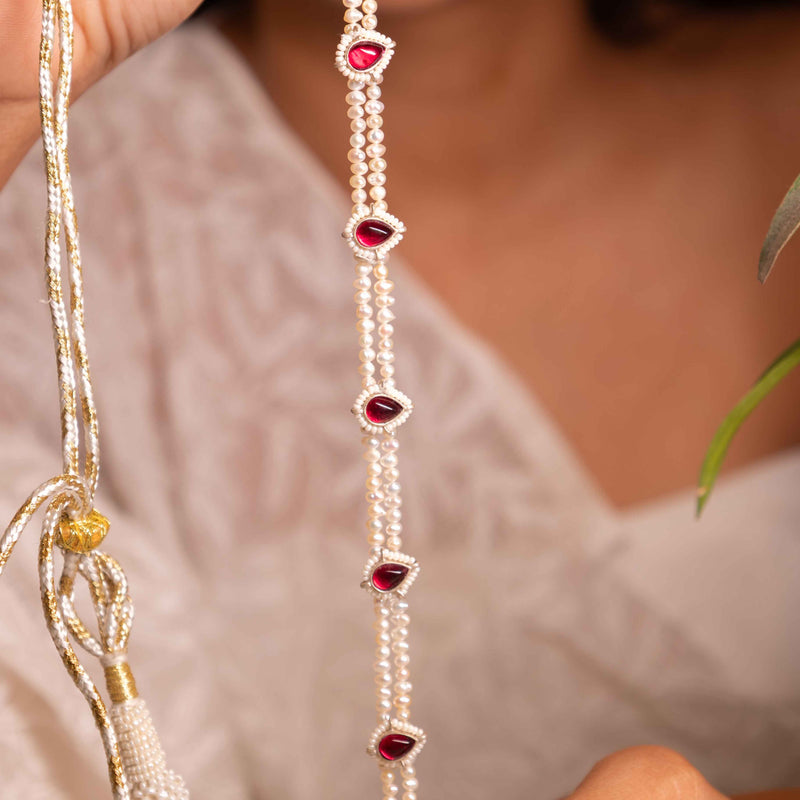 Moh Kundan Drop Sadabahaar Moti Choker