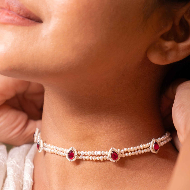 Moh Kundan Drop Sadabahaar Moti Choker
