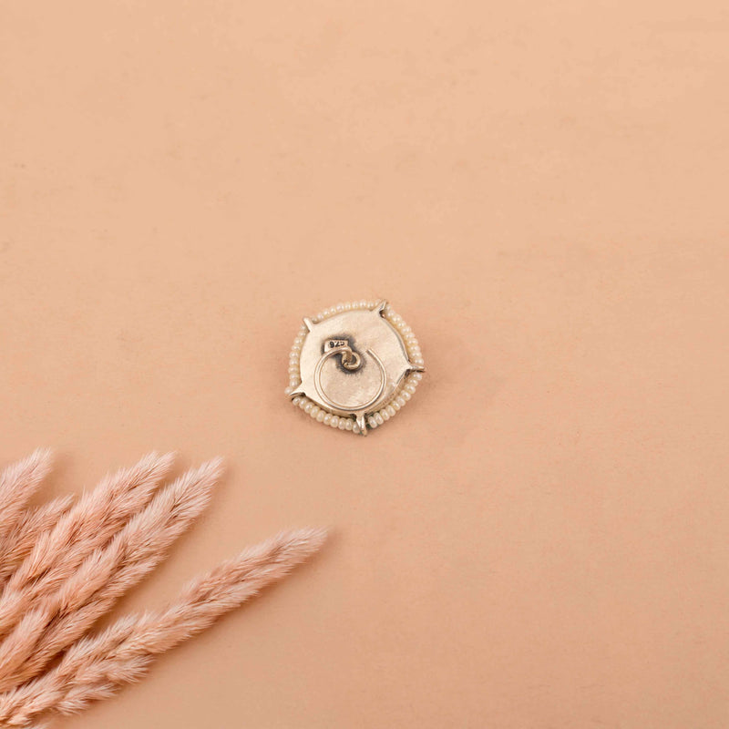Moh Kundan Phool Shaahi Pierced Nose Pin