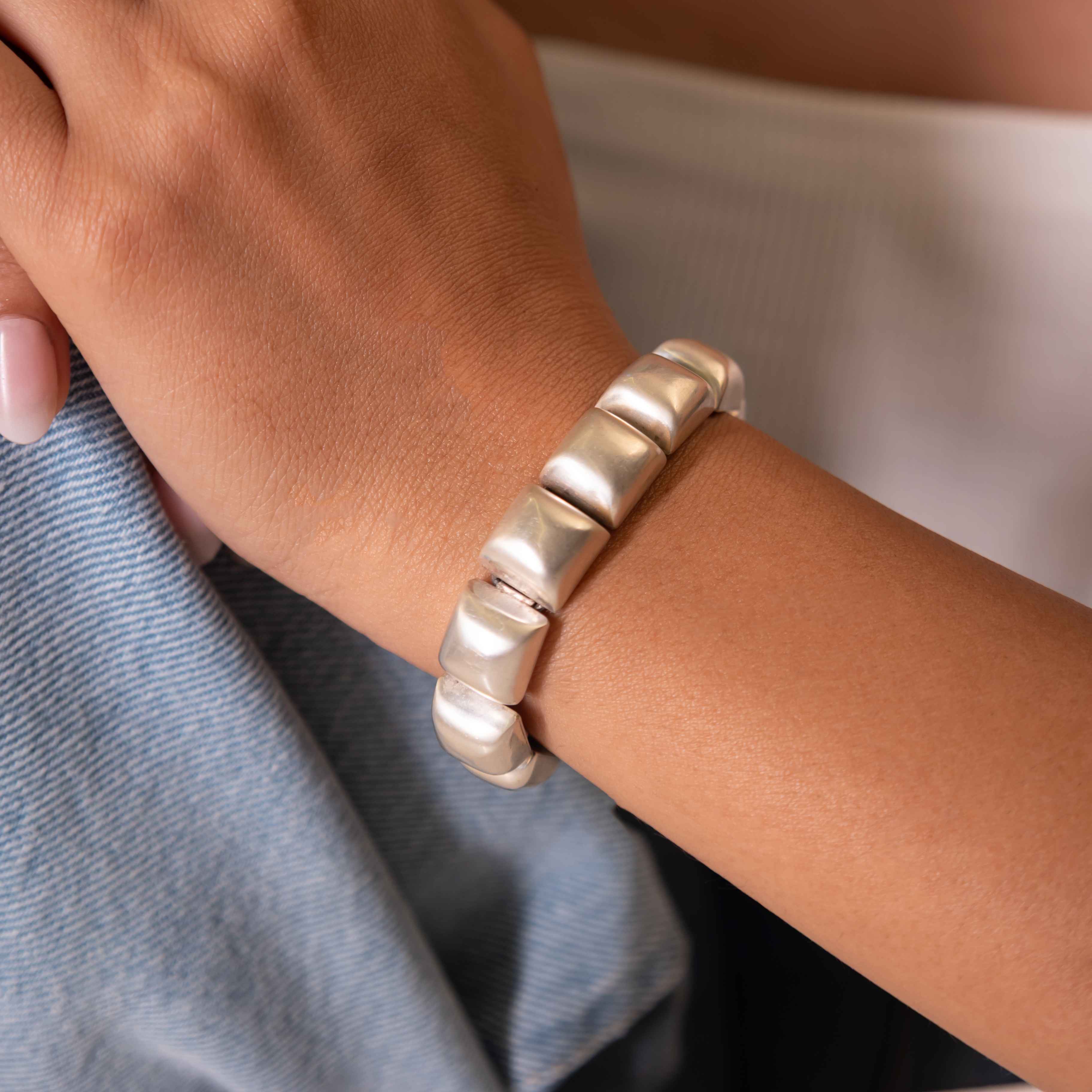 Moh Matte Tikdi Versatile Bracelet