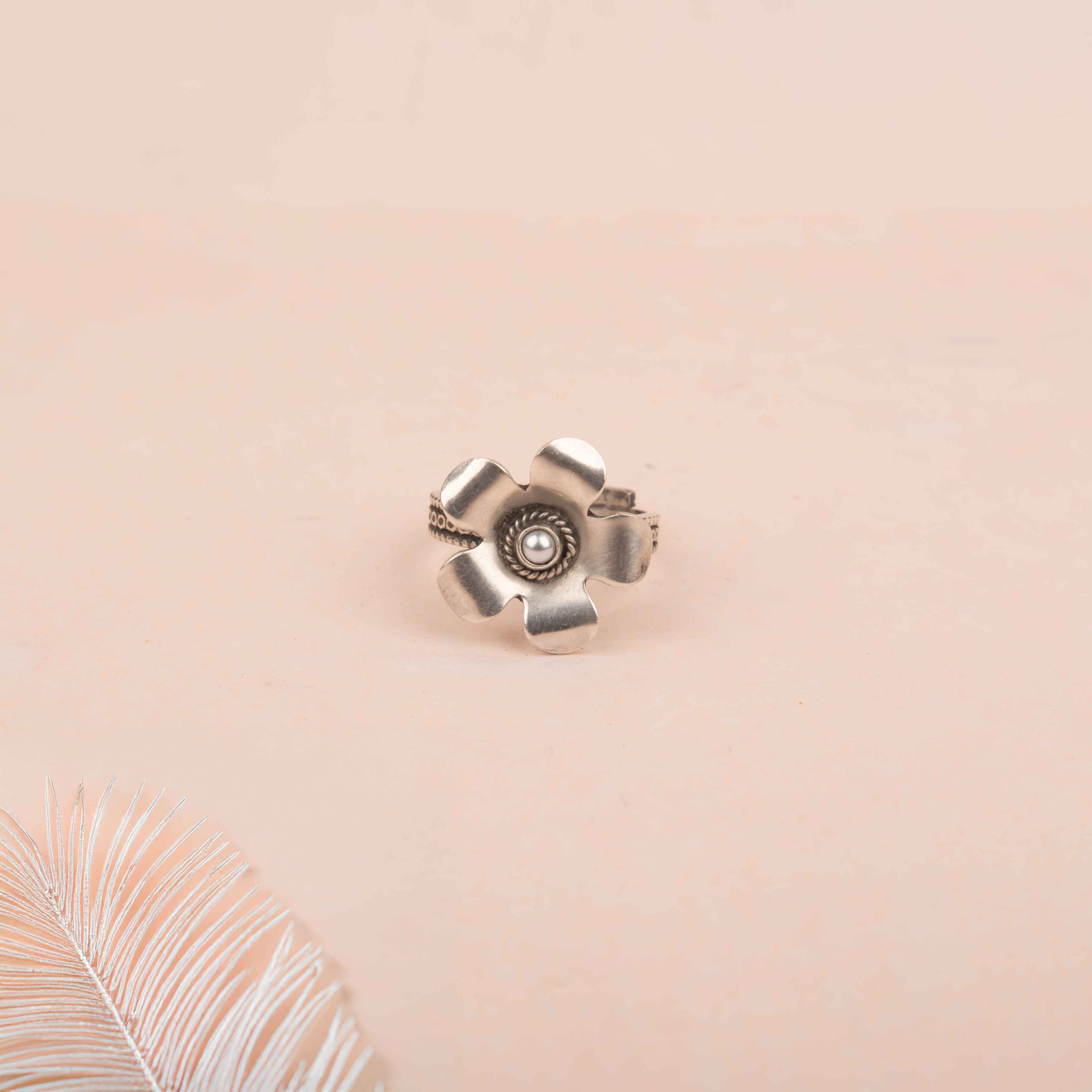 Moh Pearl Studded Flower Ring