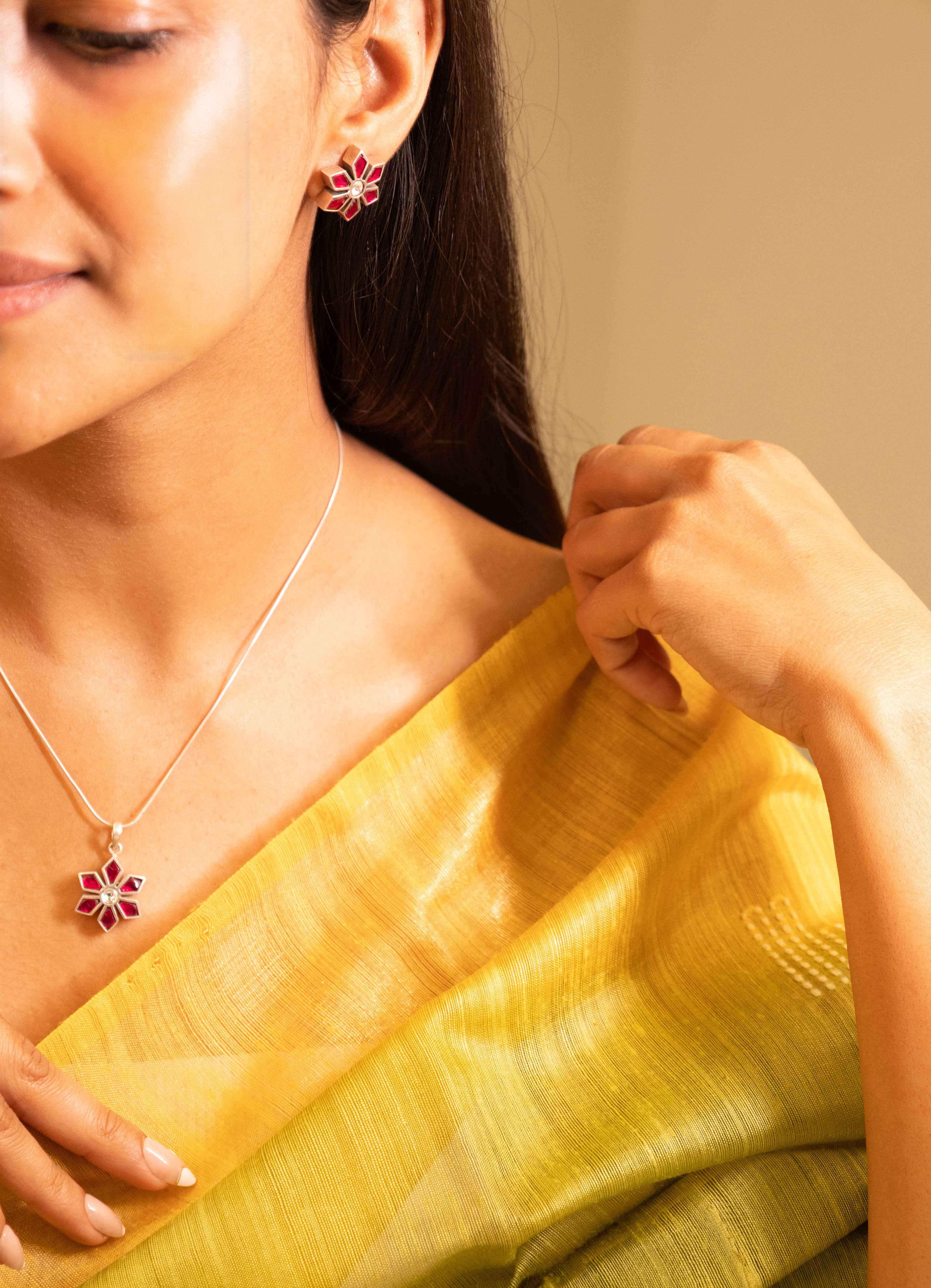 Moh Raani Kundan Phool Necklace Set