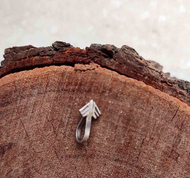 Adya Arrow Clip On