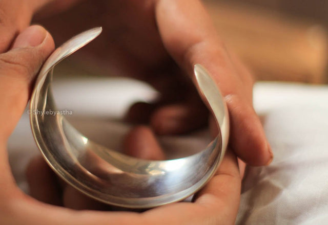 Essence Fine Kada