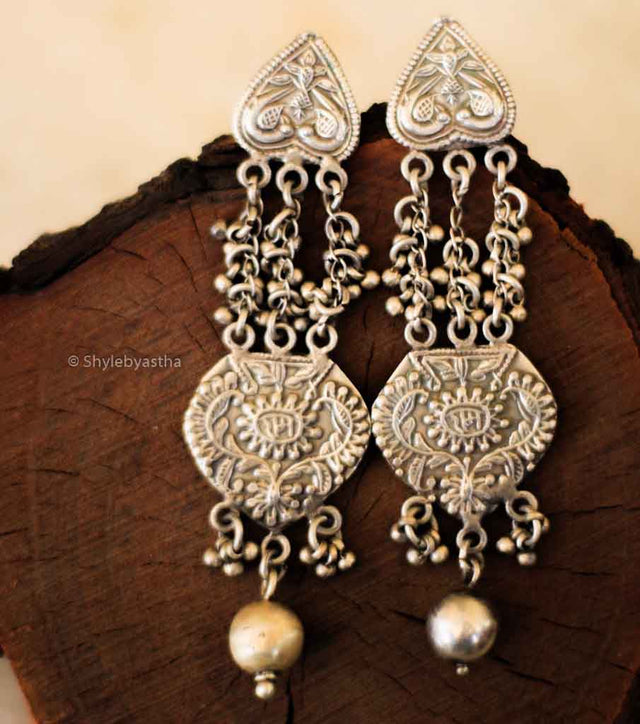Anvaya Deity Sequence Danglers