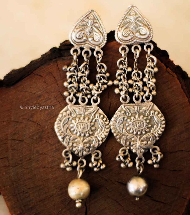 Anvaya Deity Sequence Danglers