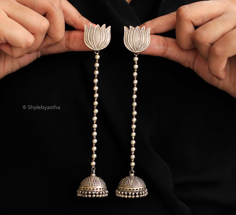 Dulari Lotus Long Jhumka