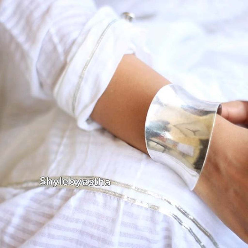 Essence Spiral Fine Kada