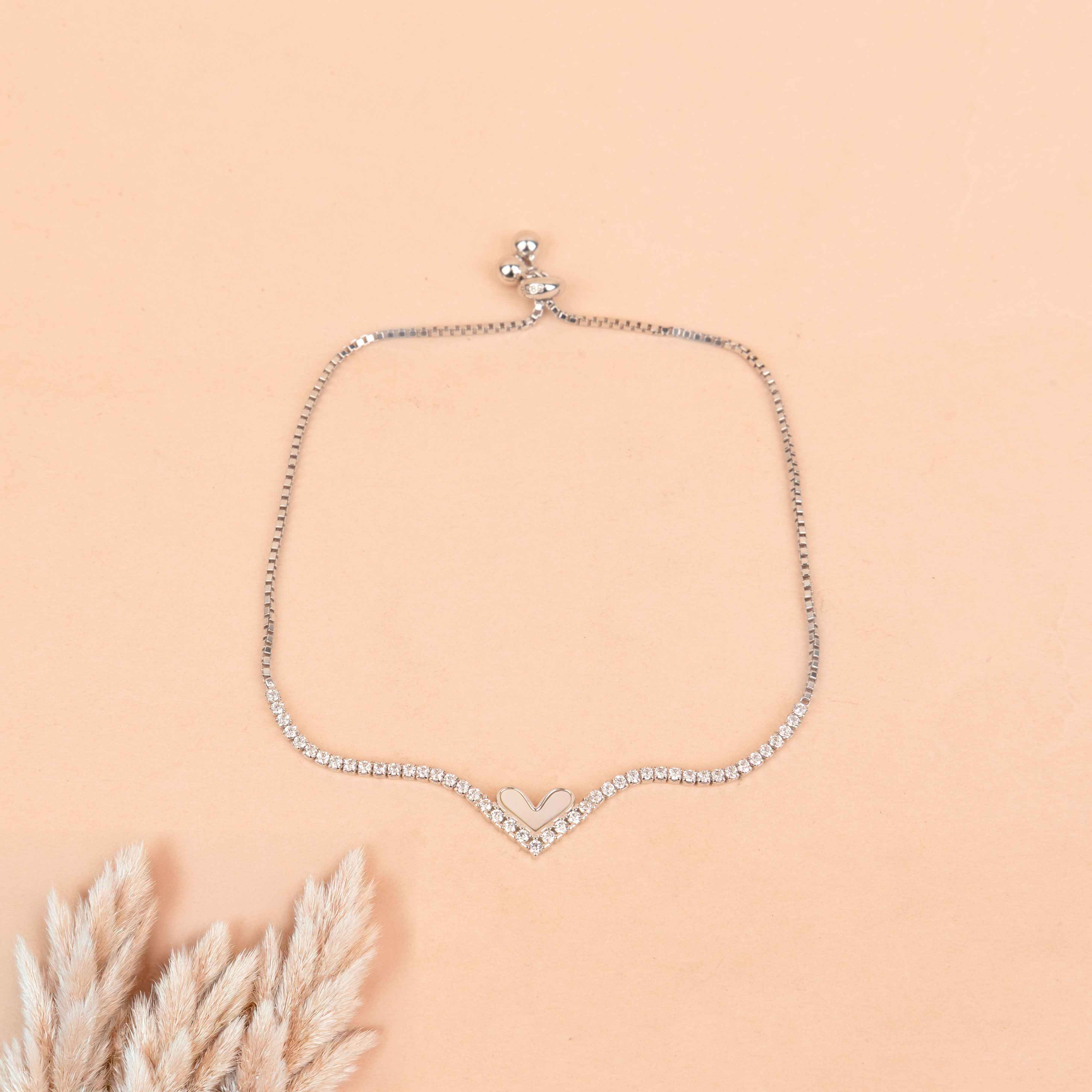 Qurbat Dainty Heart Bracelet