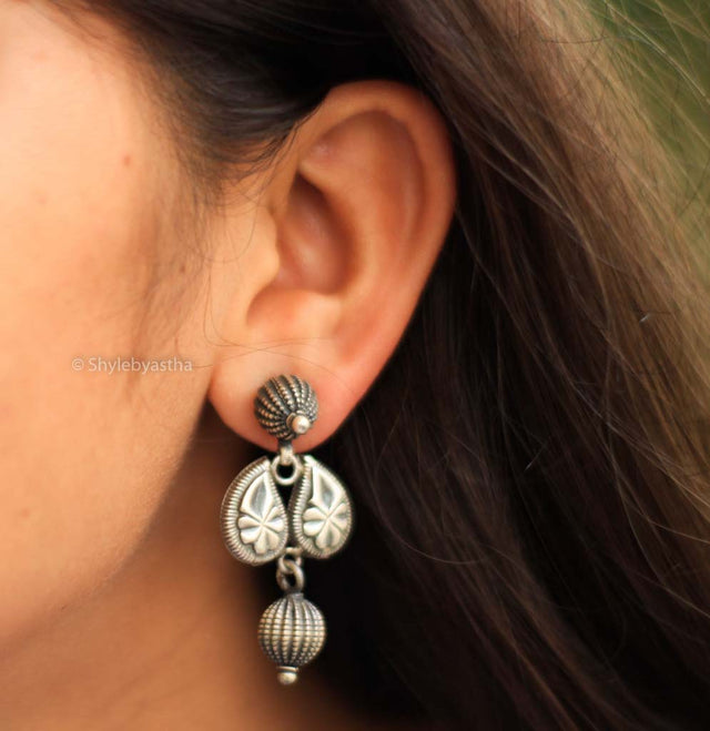 Moh Classic Earrings