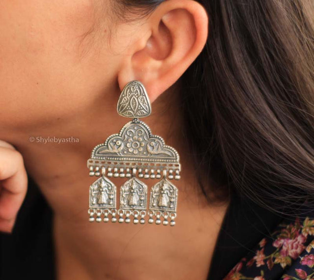 Anvaya Classic Jaipuri Art Earrings