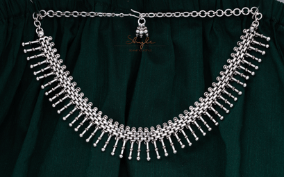 Anvaya Intricate Motif Line Drop Necklace Set