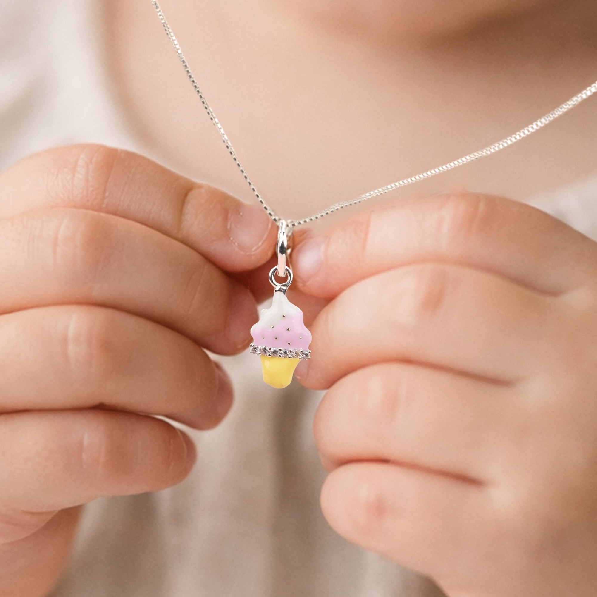 Soft Swirl Necklace