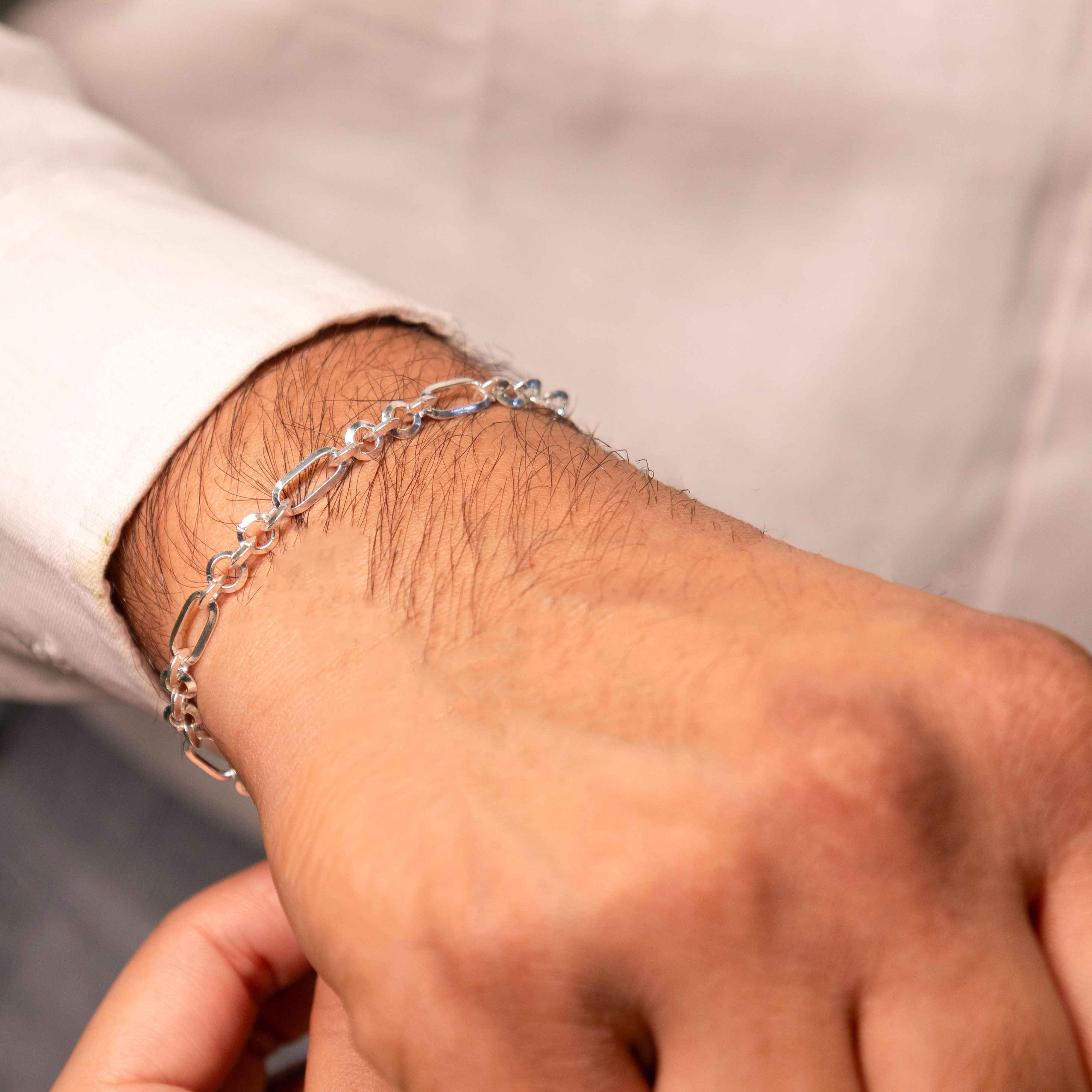 Sutra Classic Chain Link Men Bracelet