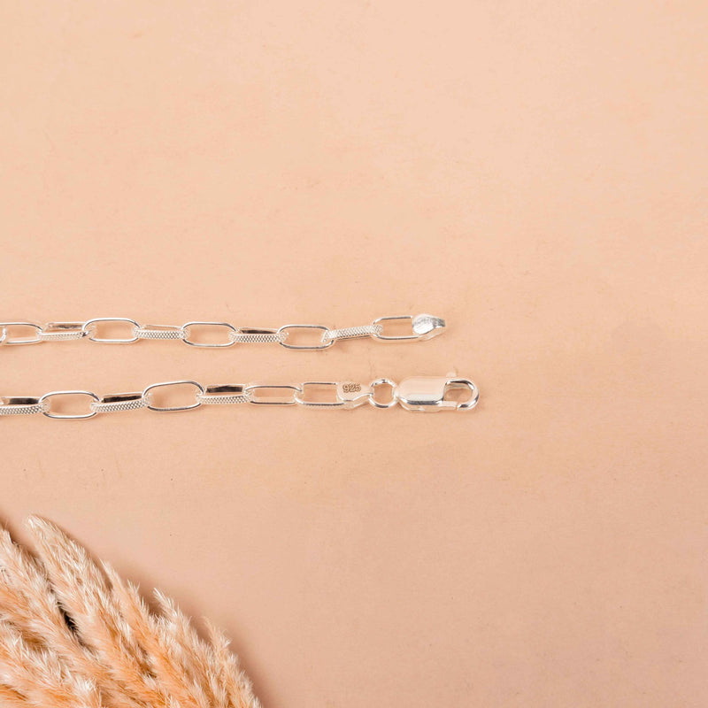 Sutra Textured Link Men Bracelet