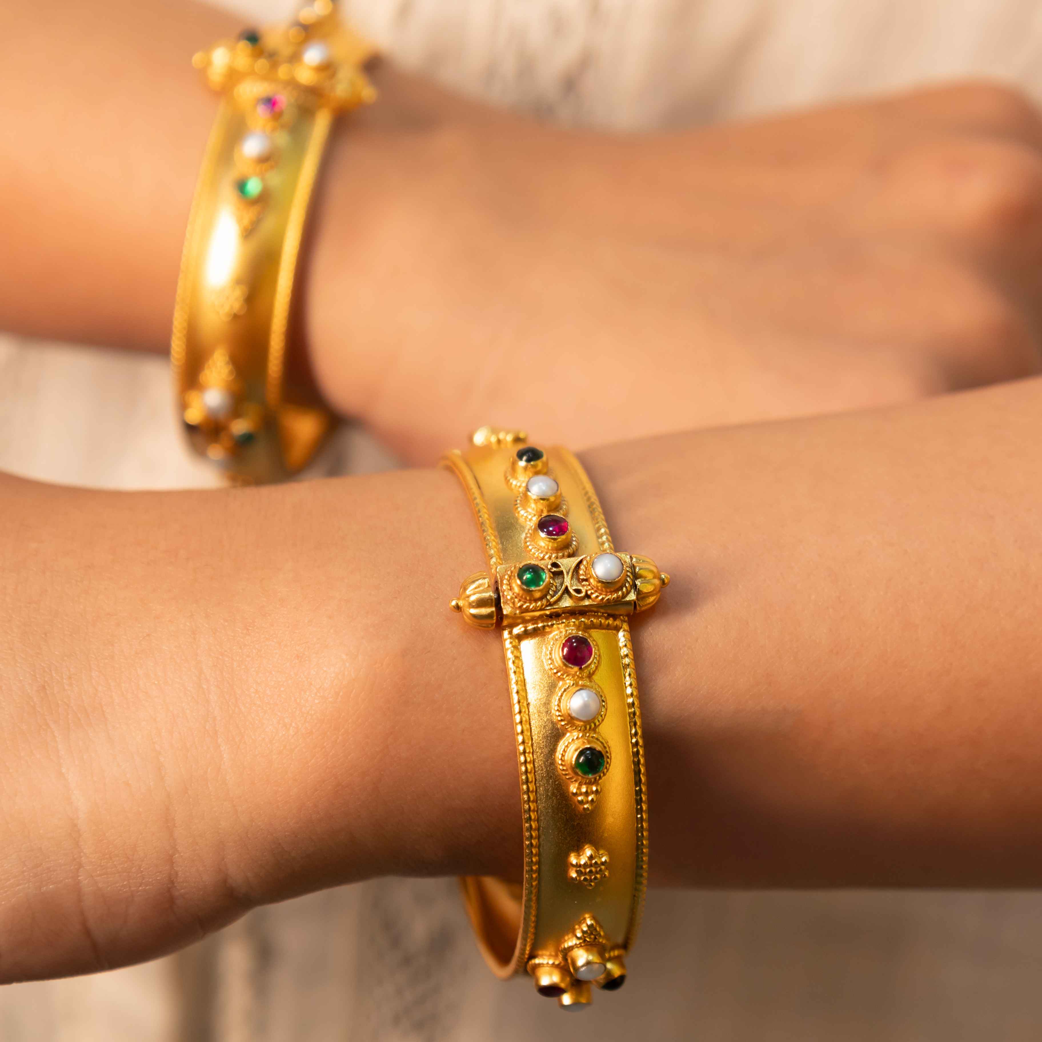 Tattva Vintage Inspired Sadabahaar Kada