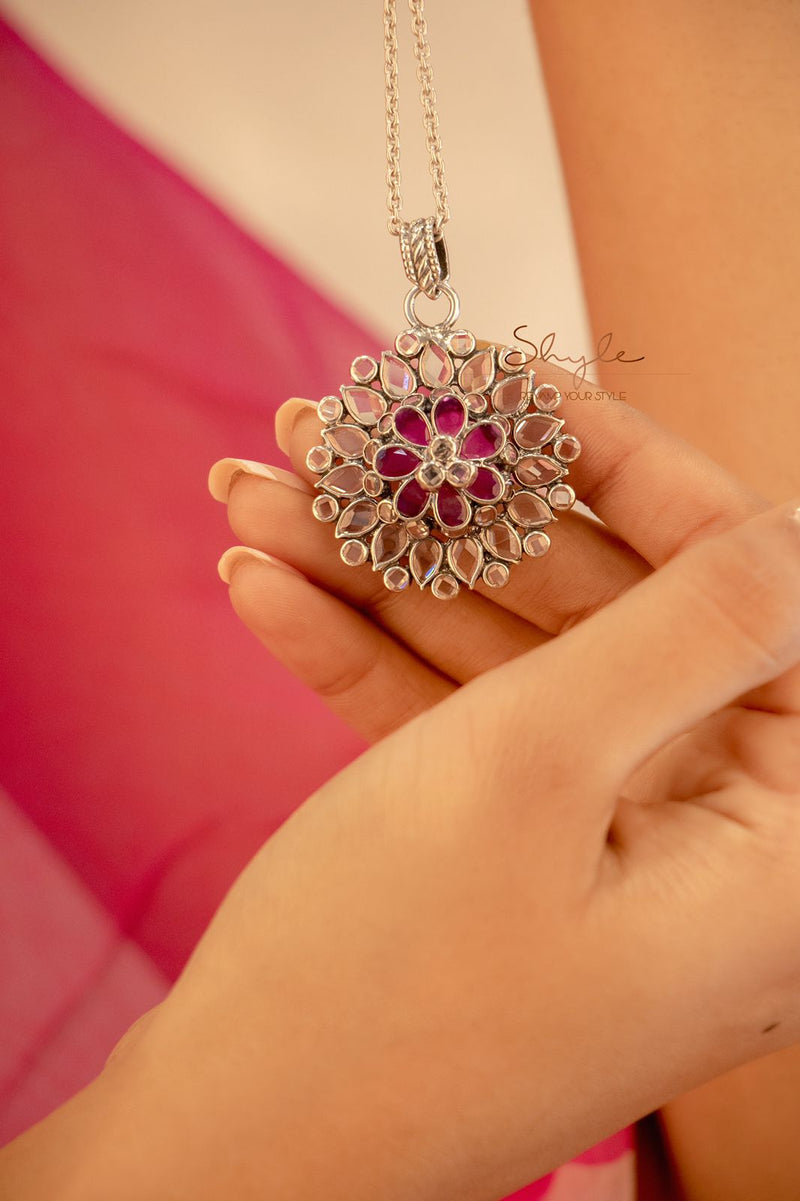 Essence Fine Scintillating Flower Pendant