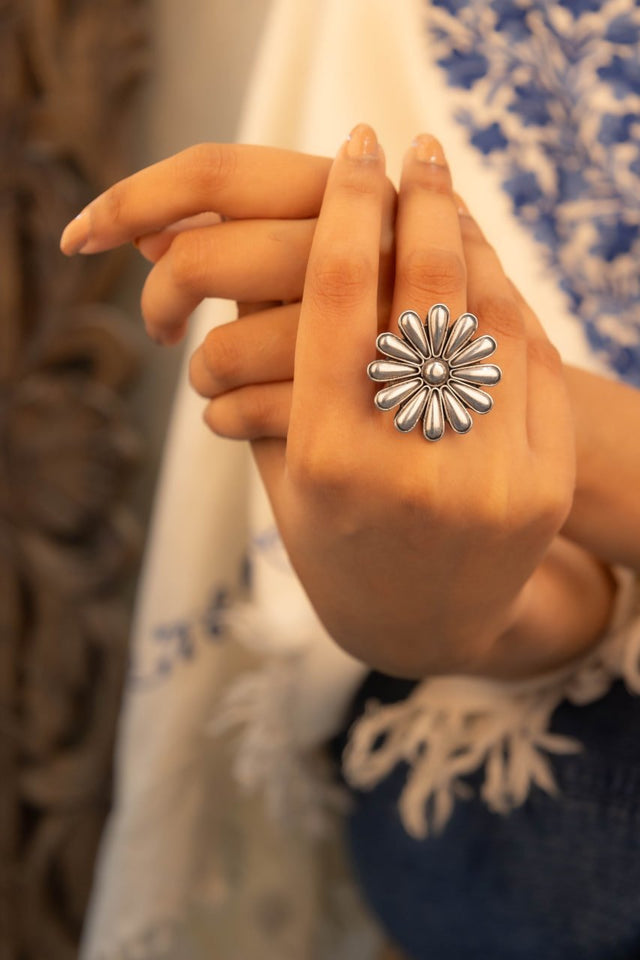 Adya Embossed Flower Ring