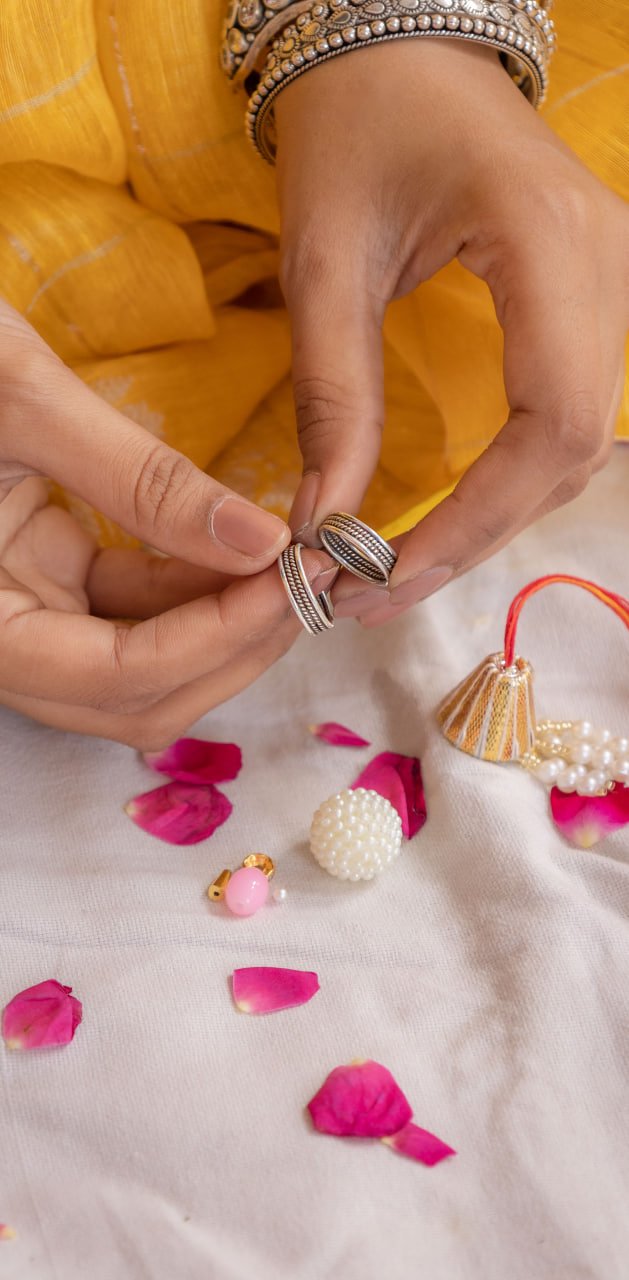 Adya Everyday Toe Ring Pearl Drop Lumba Rakhi