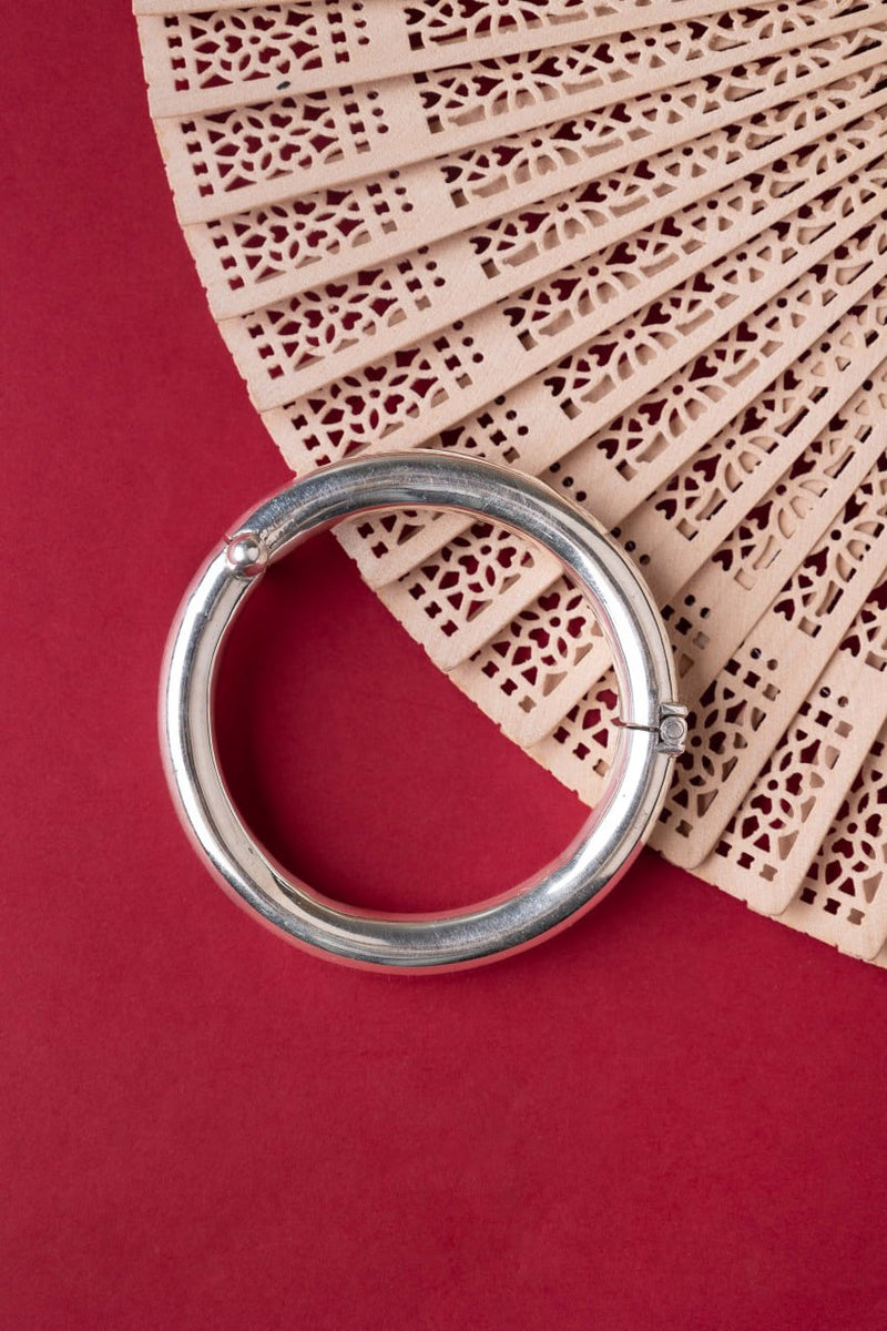 Adya Fine Versatile Everyday Kada