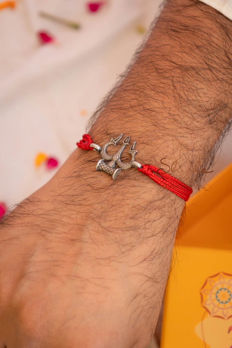 925 pure silver intricate Shiva trishul rakhi, further view
