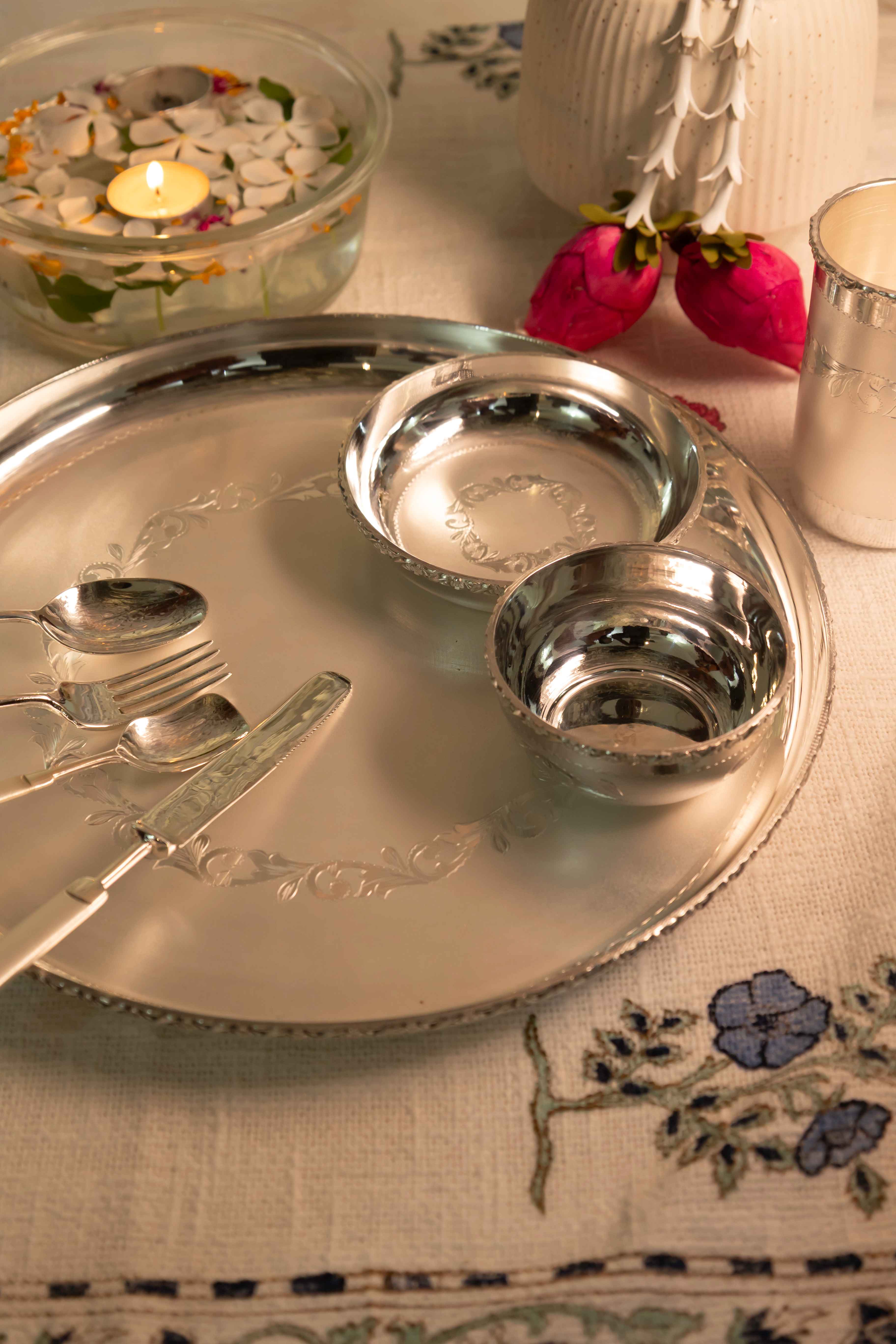 Shaahi Rajwada Dinner Set